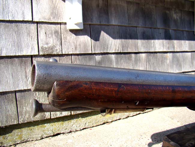 A Napoleonic period (circa 1808-1815) flintlock ships' swivel gun made by Thomas Barnett, Contractor to Ordnance.   — image 7